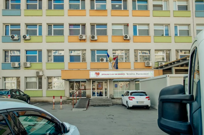 Plângere penală pe numele lui Rafila pentru „încercarea de mușamalizare a deceselor suspecte de la Sfântul Pantelimon”