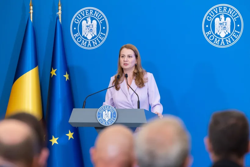 Guvernul majorează cu 7.800 numărul de posturi în învățământul preuniversitar de stat