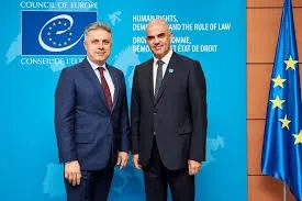 Deputatul de Neamț, Mugur Cozmanciuc, s-a întâlnit cu Secretarul General al Consiliului Europei.