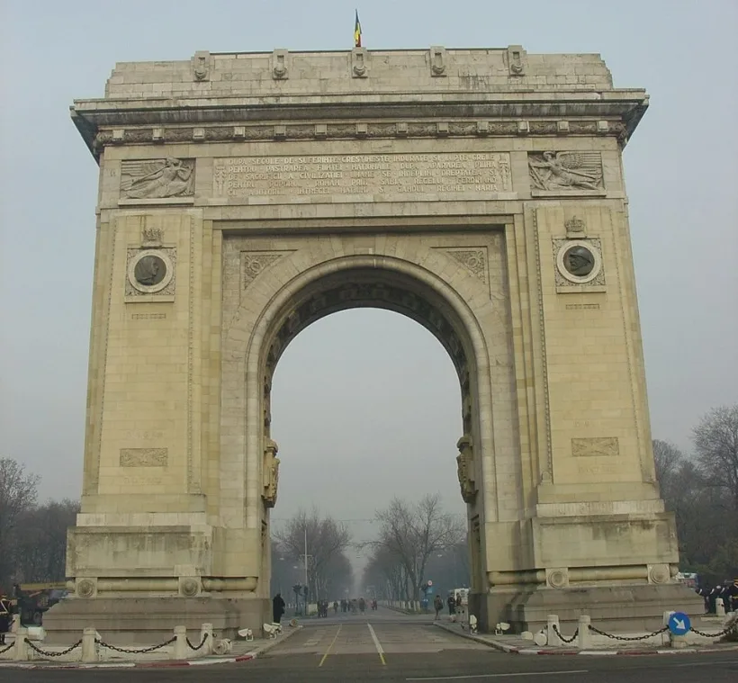 Traficul rutier va fi restricționat în zona Arcului de Triumf