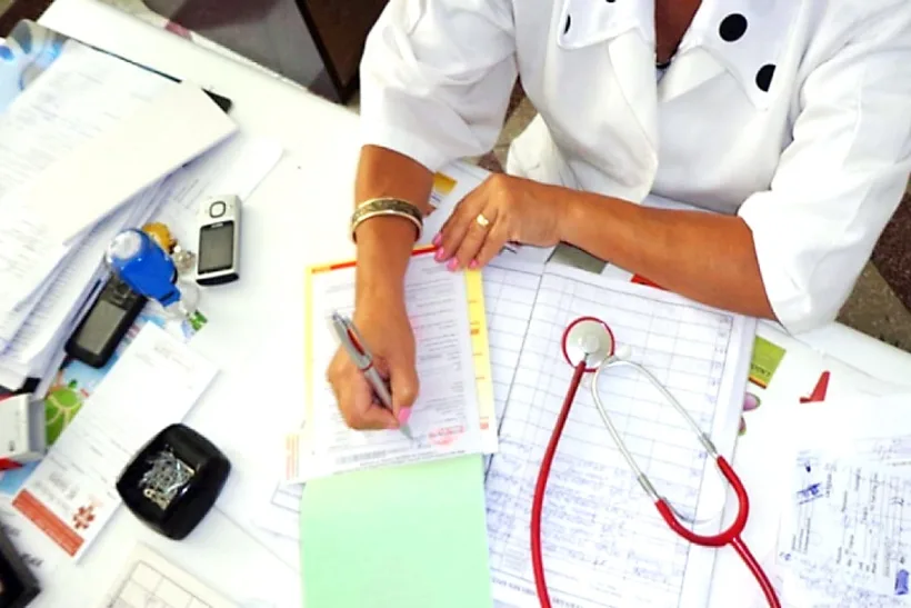 Statul a făcut o economie de aproape 250 de milioane de lei prin reducerea numărului de concedii medicale