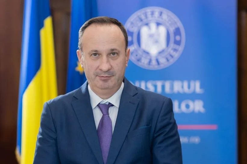 Adrian Câciu: Luați-o mai la "relanti" cu apocalipsa bugetară