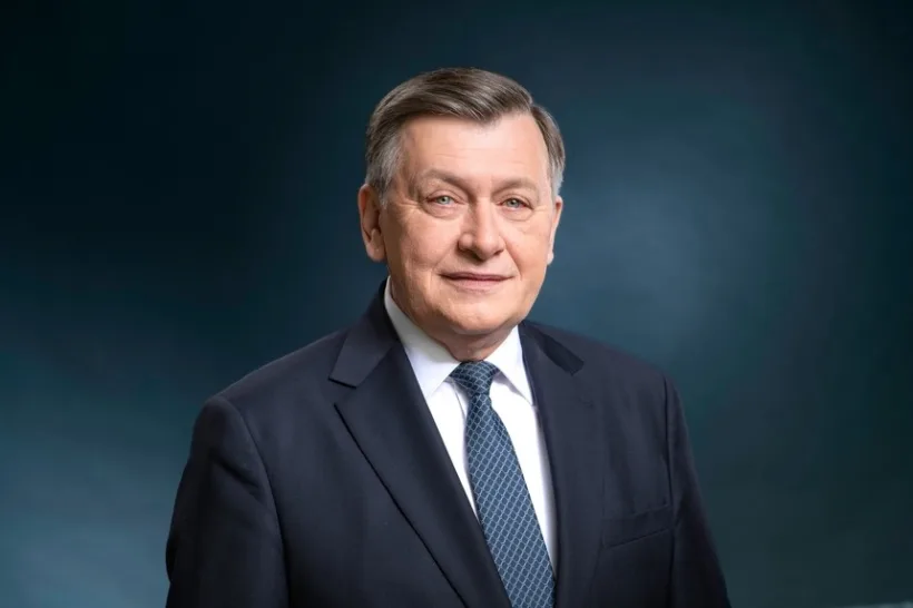 Antonescu s-a întâlnit cu primarii sectoarelor din Capitală: Pentru București și pentru România nu există decât un singur drum, înainte