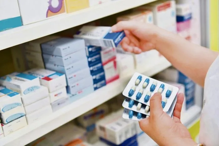 România autorizează livrarea unor medicamente în Republica Moldova
