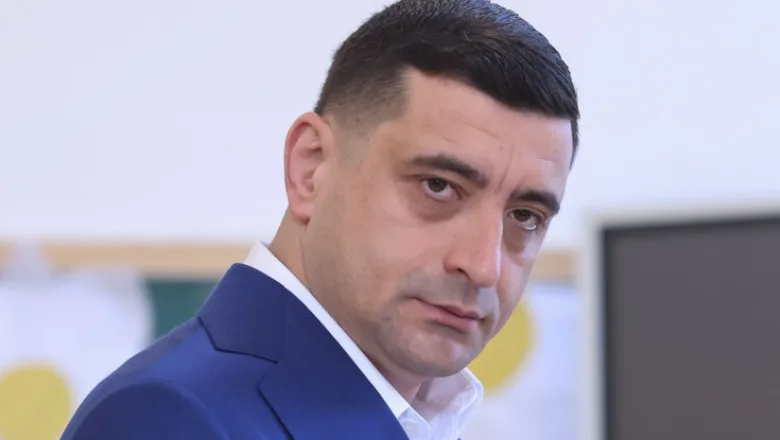 USR: AUR și SOS sunt apărătorii cămătarilor din Parlament