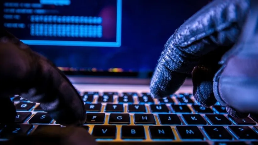 DNSC: Datele banale din mediul online pot deschide calea spre fraude și furt de identitate