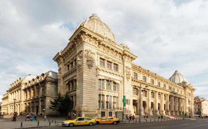 Lista muzeelor cu tururi virtuale