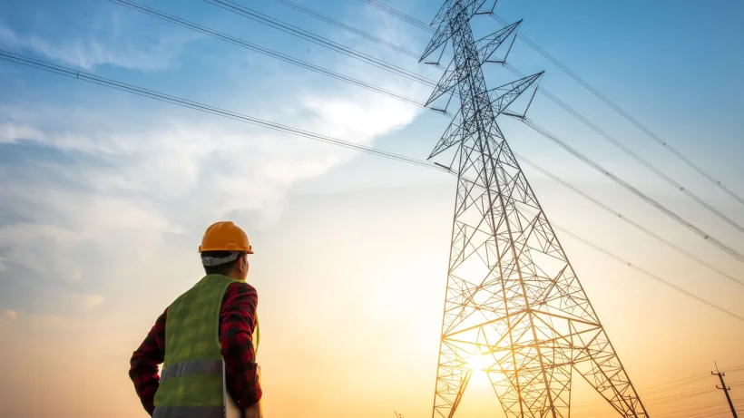 Producție mare, acces blocat: paradoxul care duce la prețuri uriașe la energie