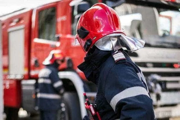 Minivacanța de Ziua Muncii: 5.000 de pompieri, mobilizați zilnic în toată țara