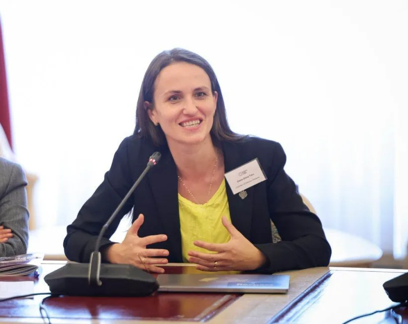 Oana Țoiu: Peste 5.000 de dosare diplomatice din perioada tranziției, declasificate