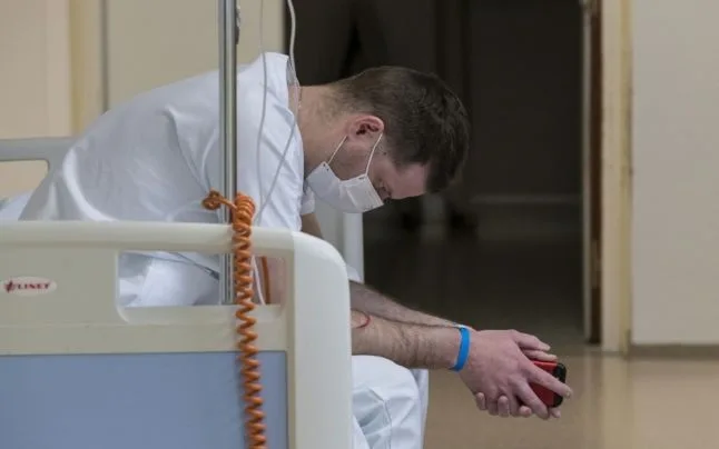 Coronavirus. Ordin de recrutare pentru rezidenţi și studenţii din anul 4 la Medicină