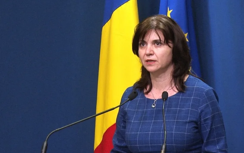 Fără catalog la clasă. Anunțul de ultimă oră al Ministrului Educației