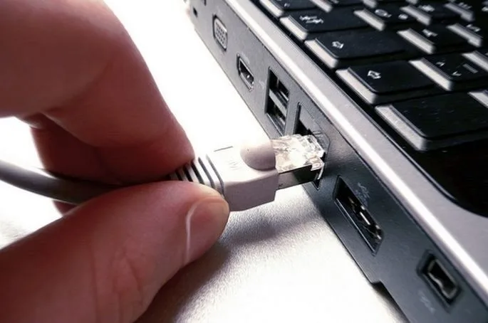 5.000 de clădiri şcolare, din cele peste 22.000 existente la nivelul întregii țări, nu au acces la internet