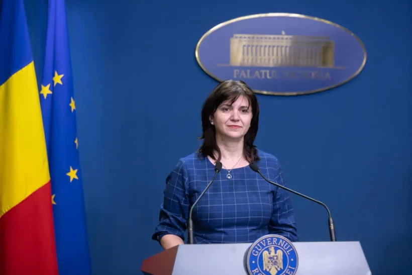 Monica Anisie: "Profesorii mențin legătura cu elevii"