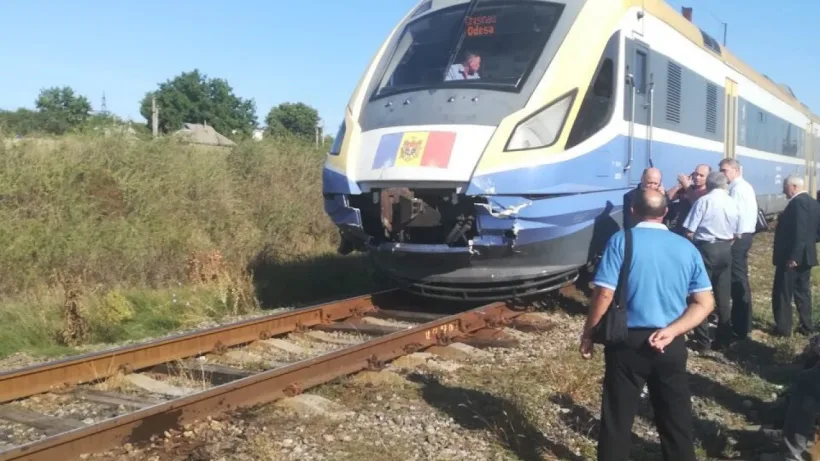Tragedie, în Bacău. Două persoane, lovite mortal de un tren