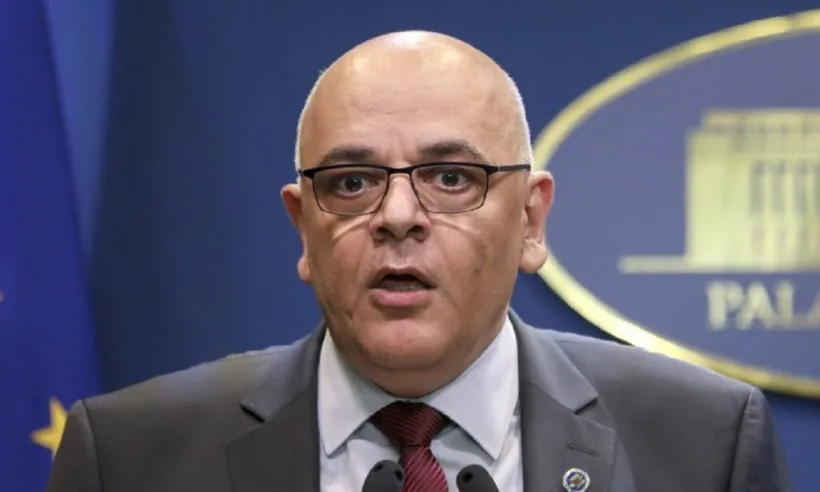 Arafat, către medici: "Nu putem căuta normalitatea în situația în care ne aflăm acum"