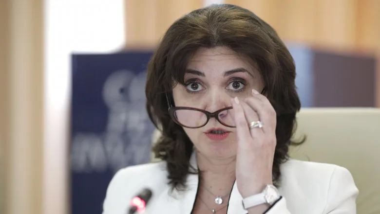 Anisie: "Tezele ar putea dispărea în anul școlar 2020-2021"