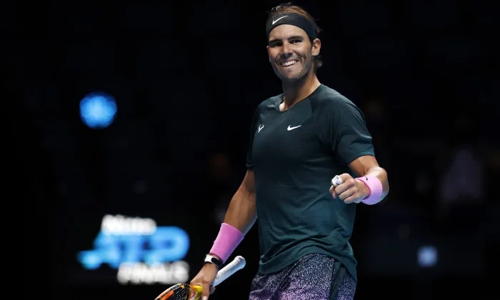 Rafa Nadal s-a calificat cu emoţii în careul de aşi la Turneul Campionilor