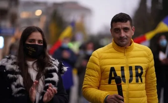 Deschiderea școlilor „de urgență”, propusă de AUR la consultări