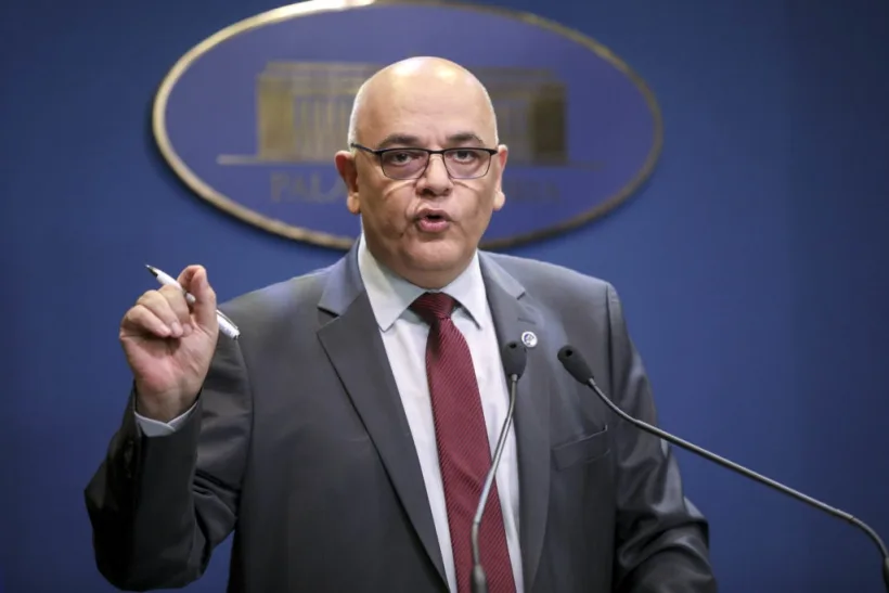 Arafat: "România nu va interzice persoanelor nevaccinate să participe la evenimente"