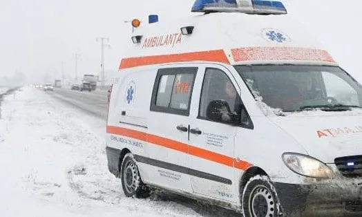 Accident pe pârtia Durău: Tată şi fiu, răniţi grav