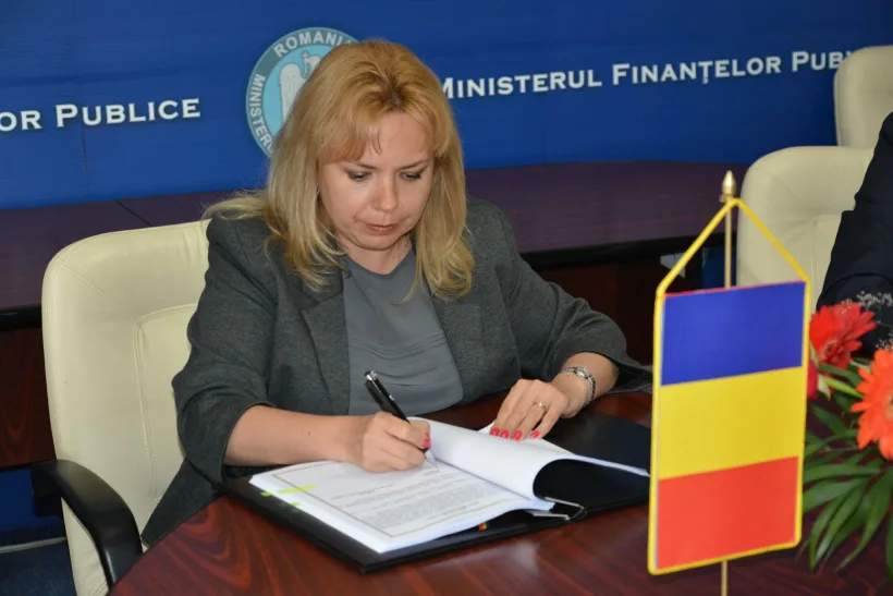 Anca Dragu caută voluntari pentru echipa sa de comunicare