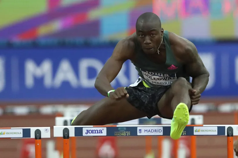 Americanul Grant Holloway a stabilit un nou record mondial la 60 m garduri