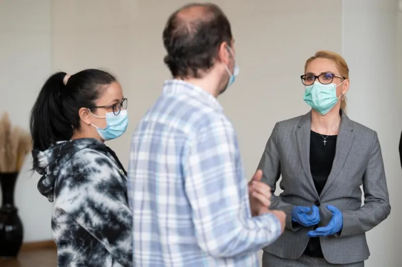 Primarul general al Capitalei: "În Bucureşti peste 500 de cadre medicale sunt cazate în spaţiile puse la dispoziţie temporar de PMB"