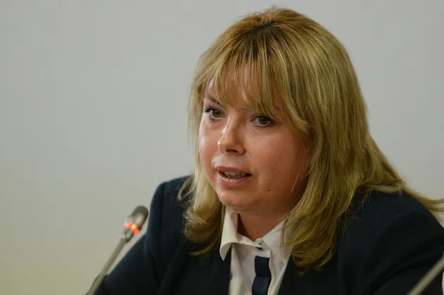 La Mulţi Ani Teatrule şi slujitorilor tăi!