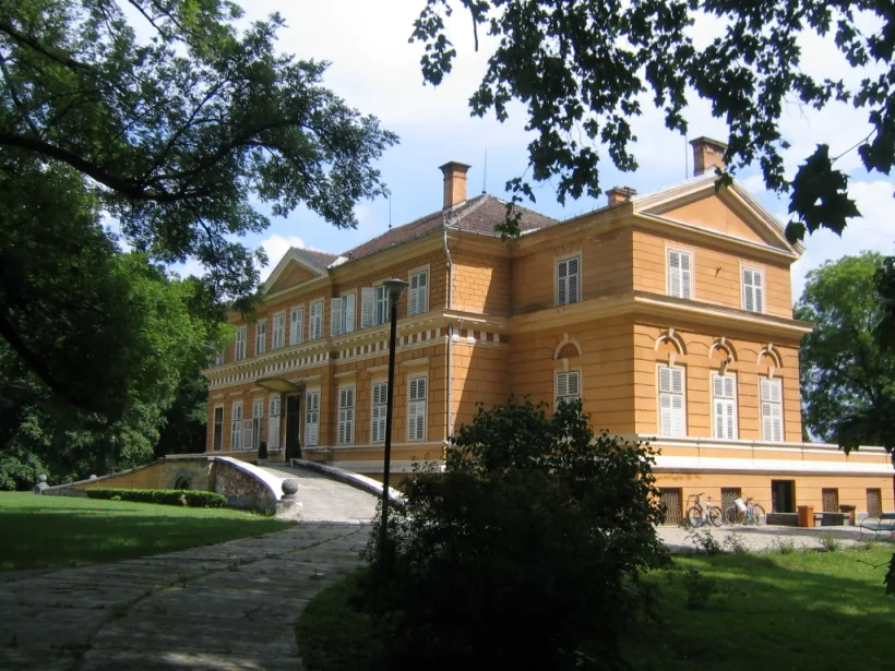 Un domeniu de vizitat, domeniul regal