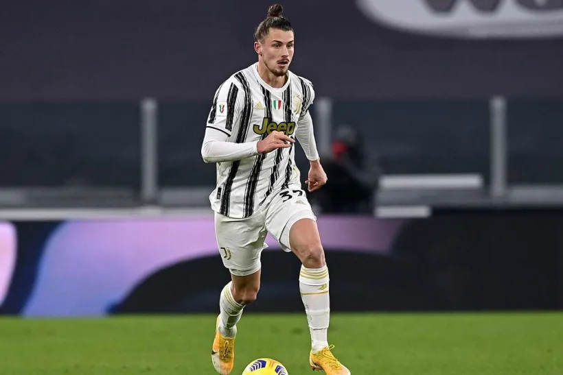 Internaţionalul român Radu Drăguşin continuă la Juventus până în 2025