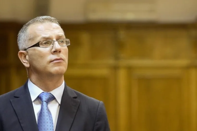 Un om printre oameni, cum îl ajutăm?