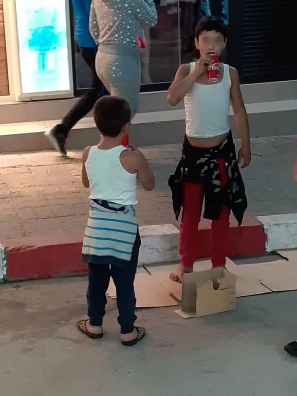 Copilării nefericite, părinţi iresponsabili