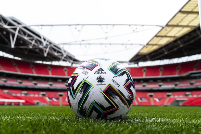 Secretarul general-adjunct al FRF a declarat că este necesar acceptul FIFA pentru a juca finalul de campionat într-o altă ţară
