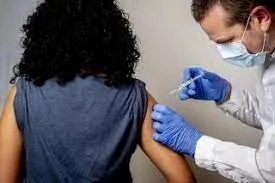 Impactul real al campaniei de vaccinare analizat de un Institut de Sănătate national din UE