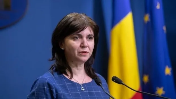 Monica Anisie și-a pus studenții în cap: ANOSR acuză că Admiterea în învățământul superior e DECONECTATĂ de realitățile actuale