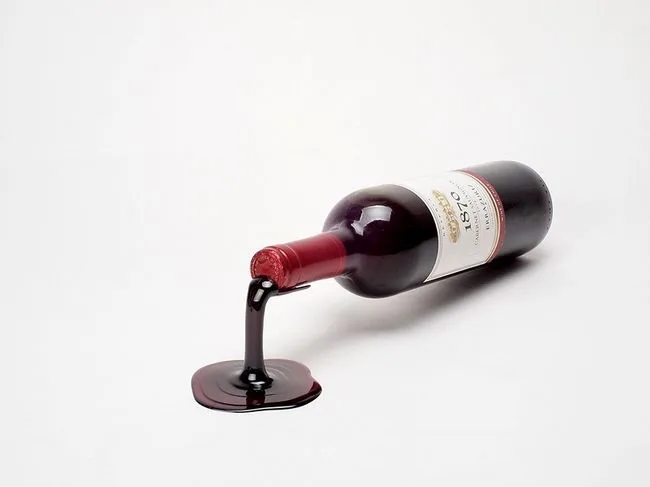 Oare cât o costa acum o sticlă de vin de la Tatoi?
