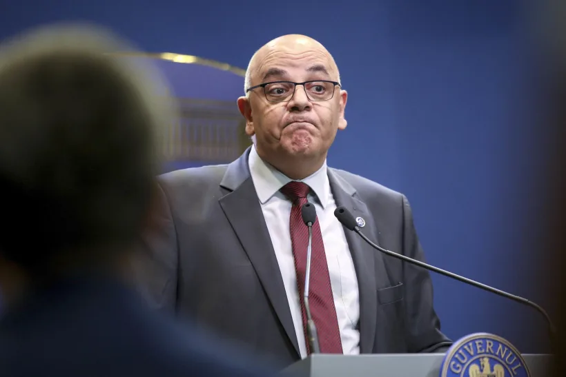 Când vor putea ieşi din casă vârstnicii după 15 mai: Raed Arafat: "Nu vrem să speriem!"