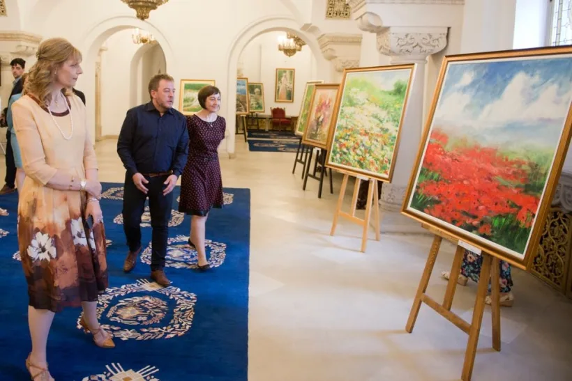 Expoziţia "Inima Reginei" la Palatul Mogoşoaia