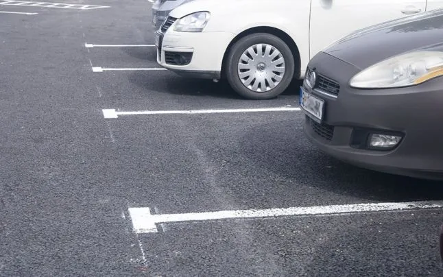 Aproape 300 de cereri pentru parcări respinse, în cartierul Micro 18 din Galați