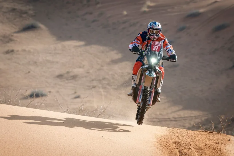 Românul Emanuel Gyenes, pe locul 42 la general în Raliul Dakar