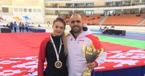 Argint pentru Mihaela Hogaş la Cupa Mondială de patinaj