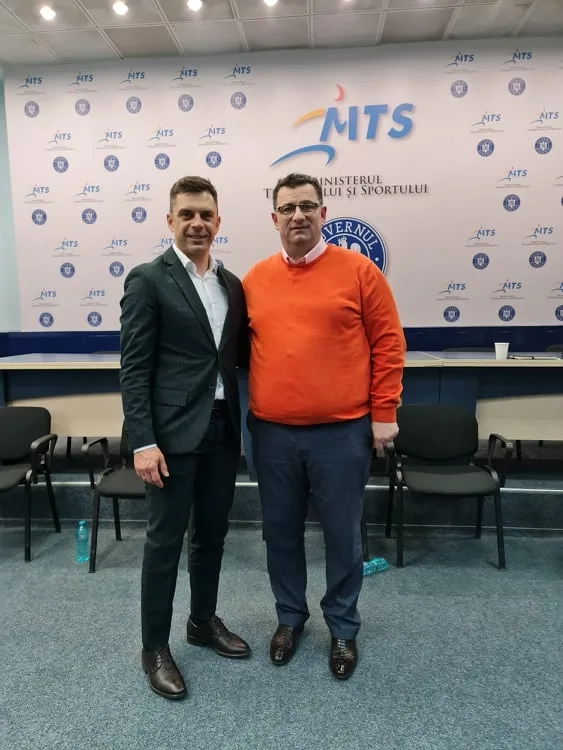 Ministrul Eduard Novak a discutat cu preşedintele clubului gălăţean ACS Lucian Bute