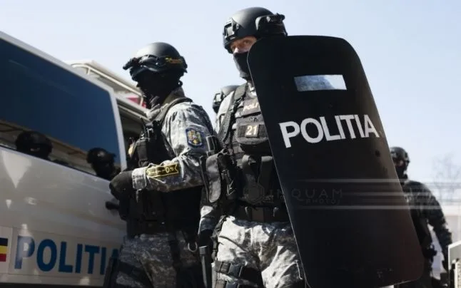 Percheziţii în urma unor denunţuri târzii