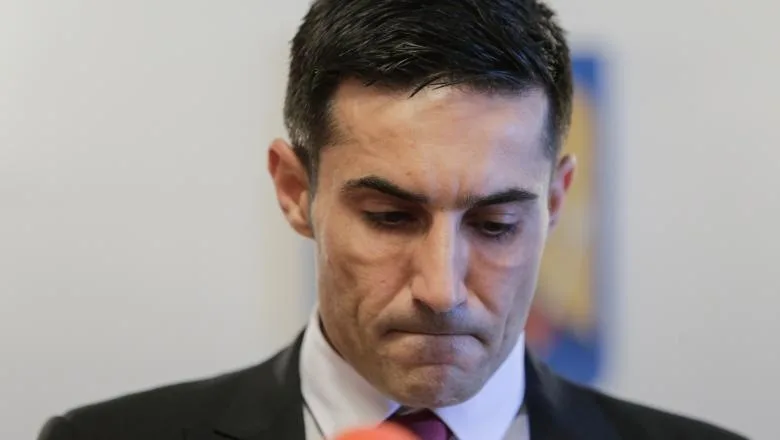 Manda: "În 7 luni, PNL s-a împrumutat cât PSD în 3 ani!"