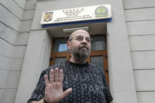 Dacă a semnat ca primarul...