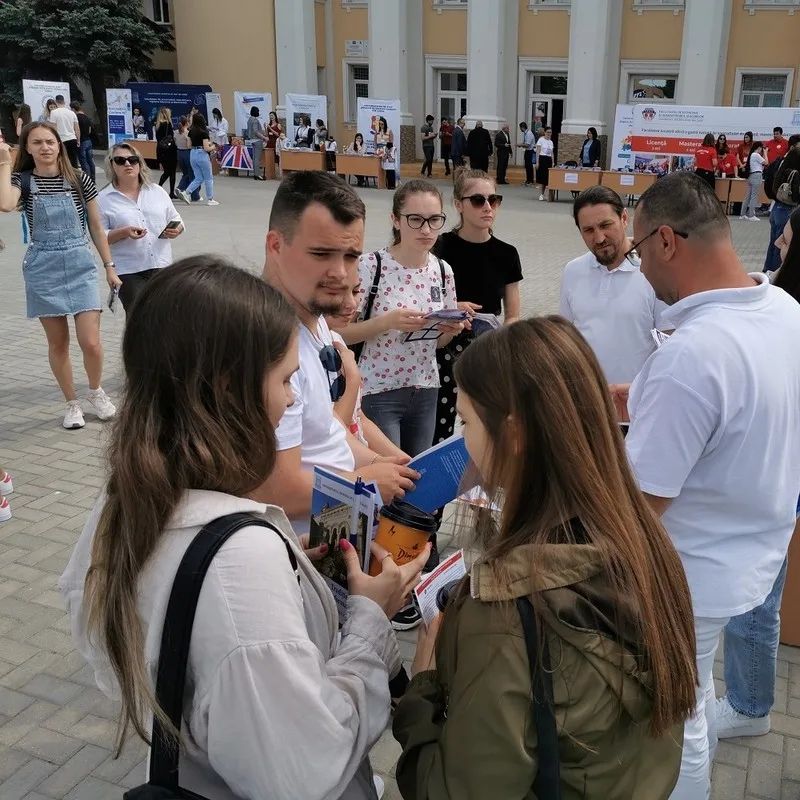 Târg Educațional „Open Gates – Open Minds” la Chișinău