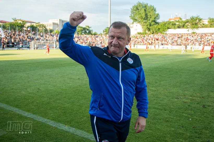 Dorinel Munteanu sună adunarea la Oţelul pe 23 iunie