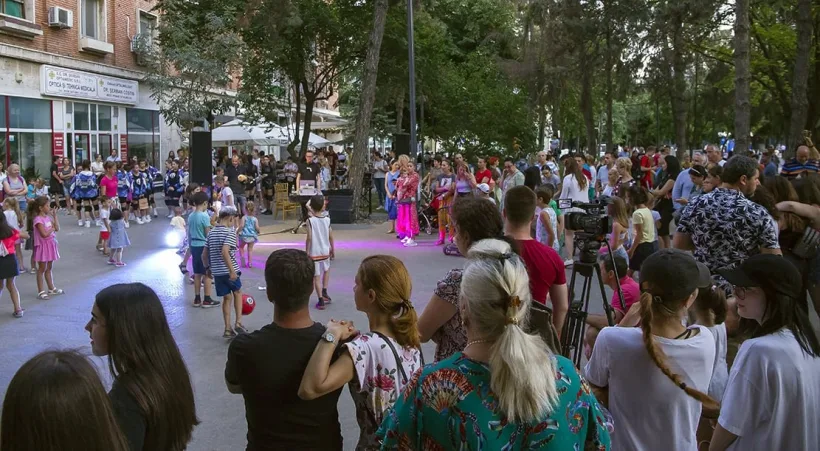 Cafe concert și atelier de jocuri pentru copii, în centrul Galațiului