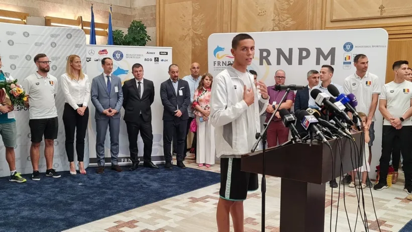 David Popovici: „Vreau să le mulţumesc celor care au crezut în mine, care m-au susţinut şi mă susţin în continuare”